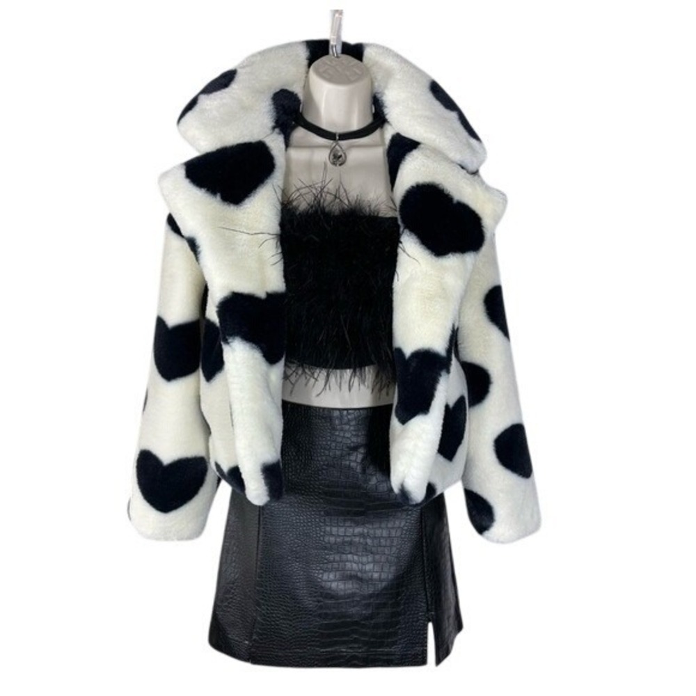 Stoosh Faux Fur Jacket W/ M White Black Heart Print A14314 LN/NWOT - Picture 1 of 14